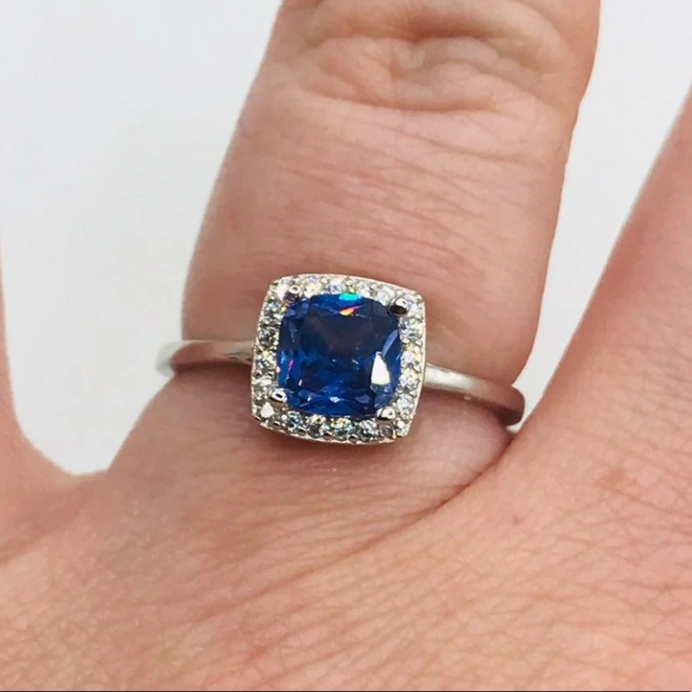 Sapphire Ring